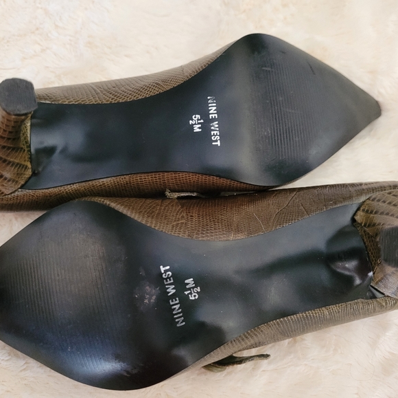 Shoes - Picture 6 of 6